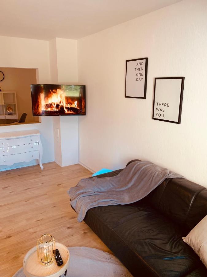 Felix Living 5, Modern & Cozy 2 Zimmer Wohnung, Terrasse, Parkplatz Salzweg Εξωτερικό φωτογραφία